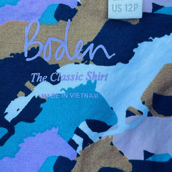 Boden The classic shirt size 12 P multicolored horse prints great condition - Picture 10 of 11